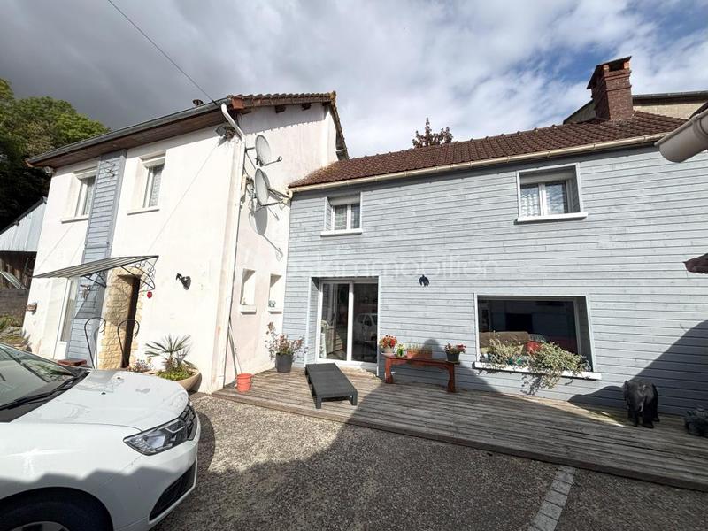 Maison - 140 m² - 7 pièces