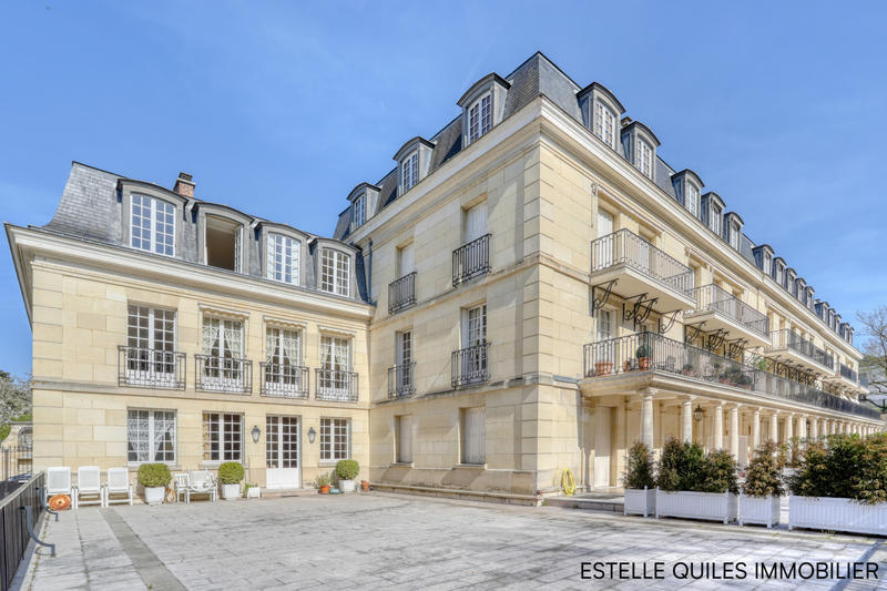 Appartement - 185 m² - 5 pièces