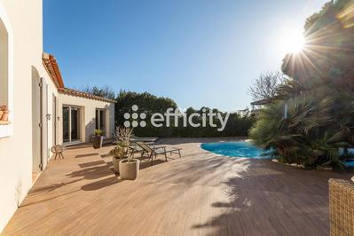 Maison - 160 m² - 8 pièces