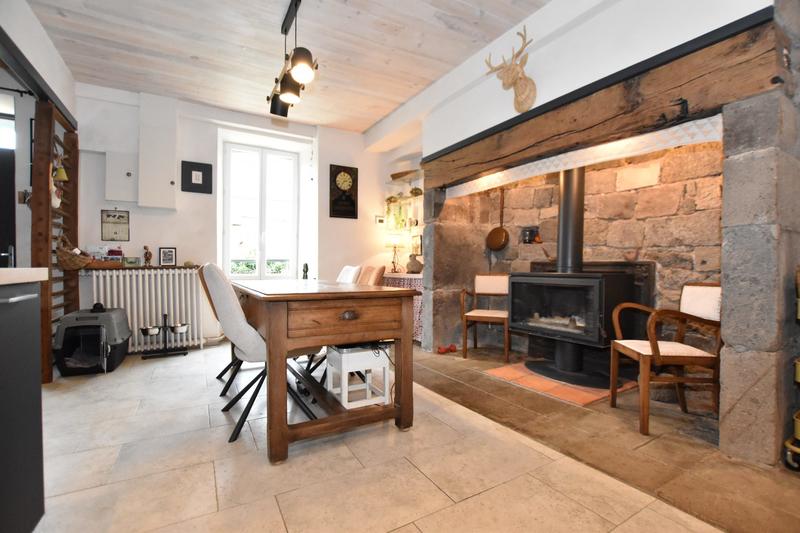 Maison ancienne - 100 m² - 5 pièces