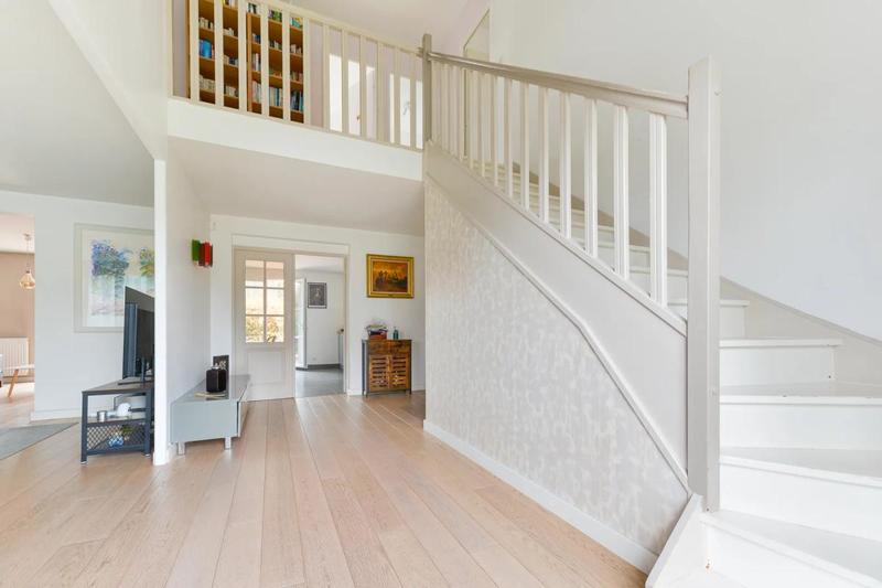 Maison - 169 m² - 7 pièces