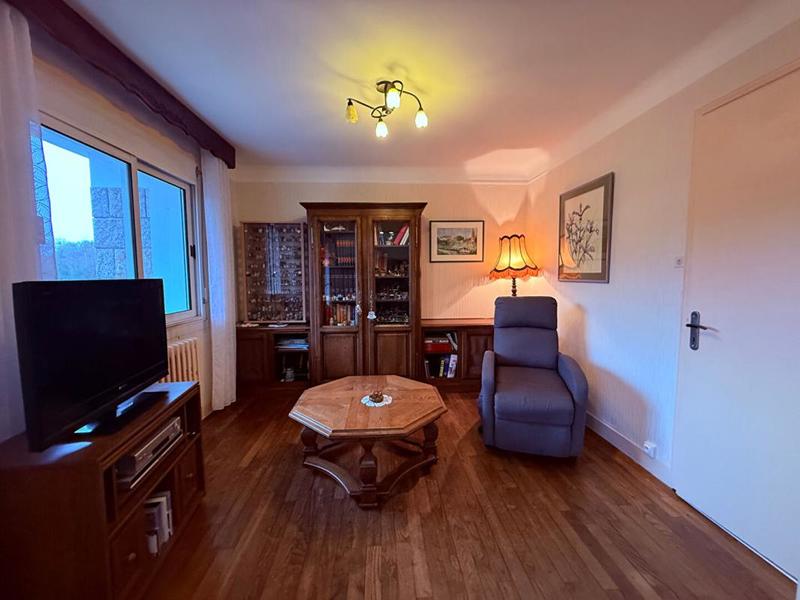 Maison - 102 m² - 4 pièces