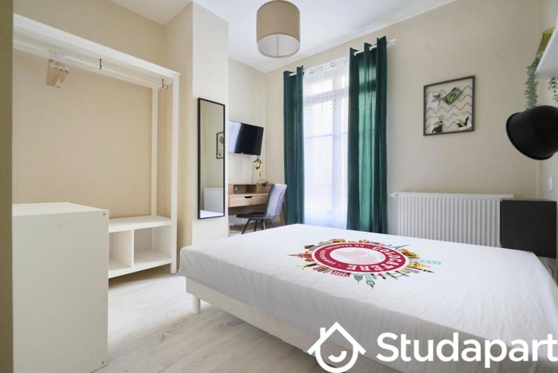 Chambre - 15 m² - 1 pièce