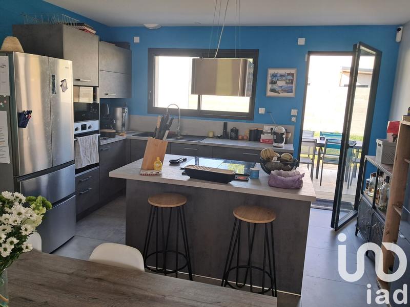 Maison - 99 m² - 5 pièces