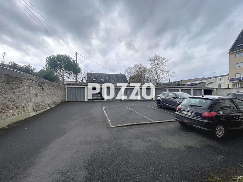 Appartement - 96 m² - 5 pièces