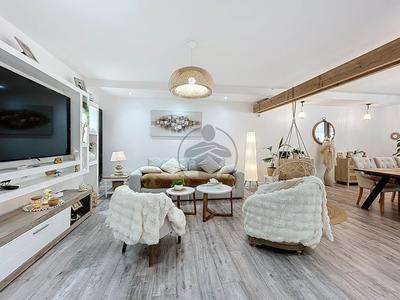 Maison - 109 m² - 5 pièces