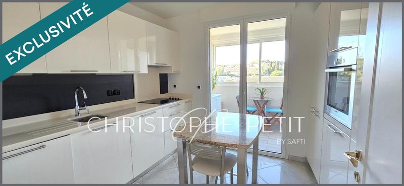 Appartement - 98 m² - 4 pièces