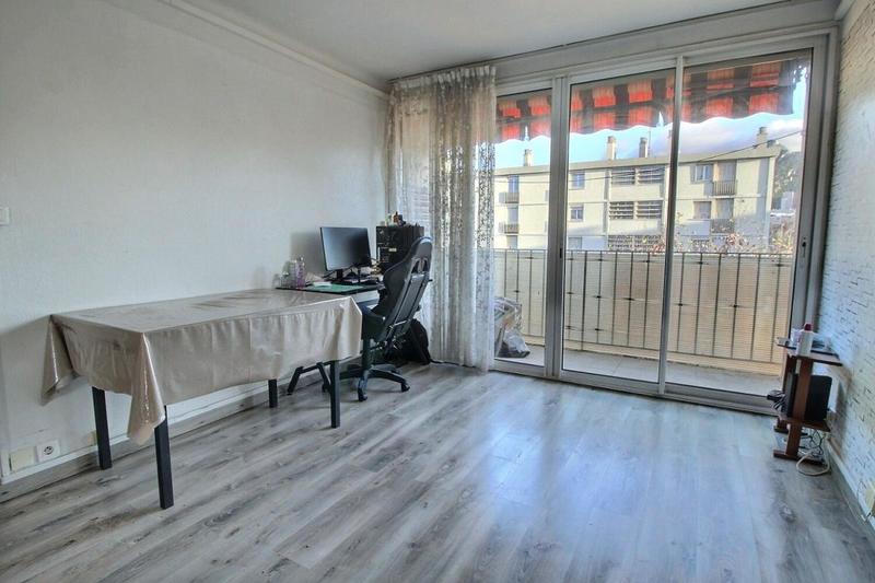 Appartement - 49 m² - 3 pièces