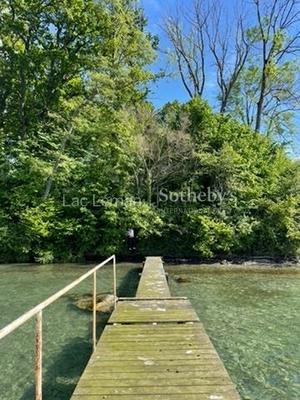 Maison - 257 m² - 6 pièces