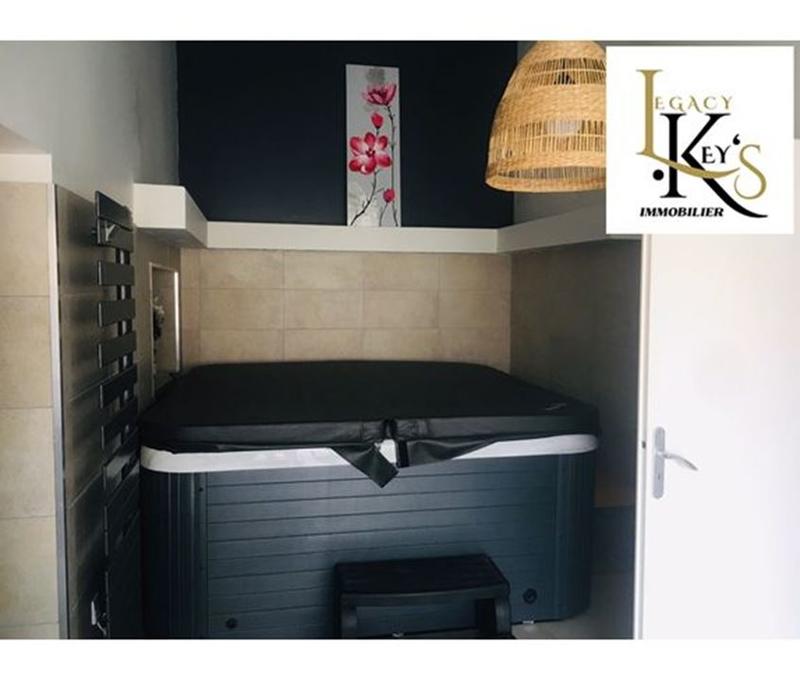 Maison traditionnelle - 149 m² - 8 pièces