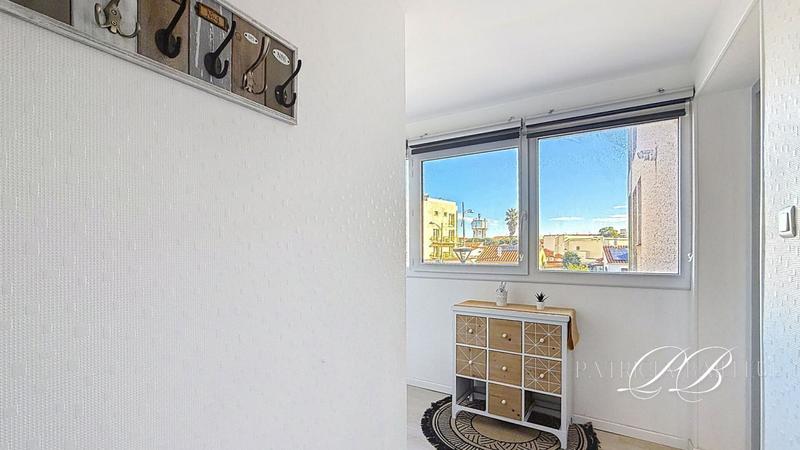 Appartement - 90 m² - 4 pièces