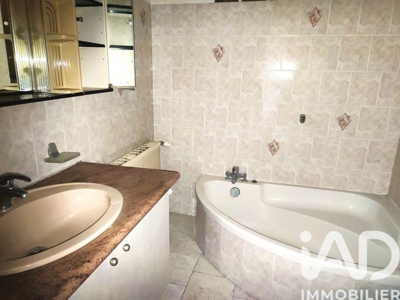 Maison - 168 m² - 4 pièces