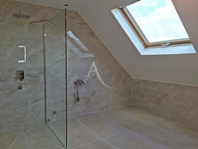 Maison - 158 m² - 6 pièces