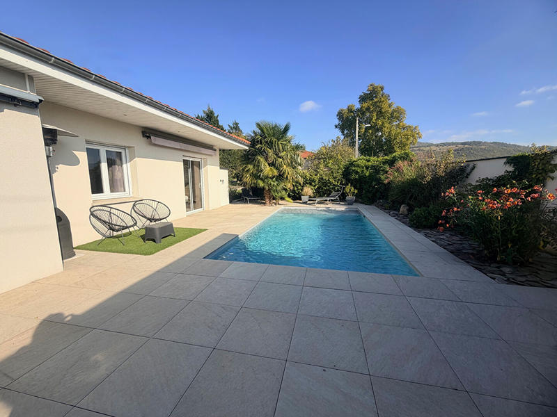 Maison - 139 m² - 6 pièces