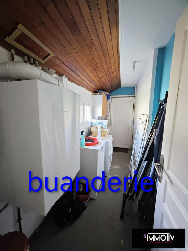 Maison - 176 m² - 8 pièces