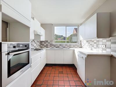 Maison - 191 m² - 8 pièces