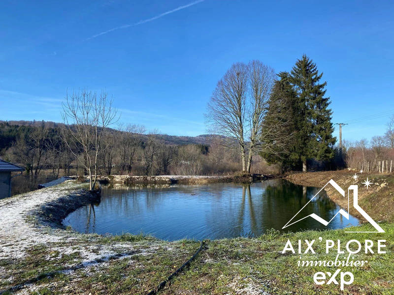 Maison - 240 m² - 6 pièces