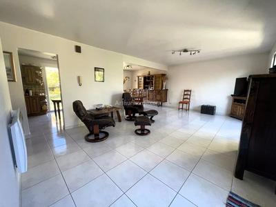 Maison - 145 m² - 7 pièces