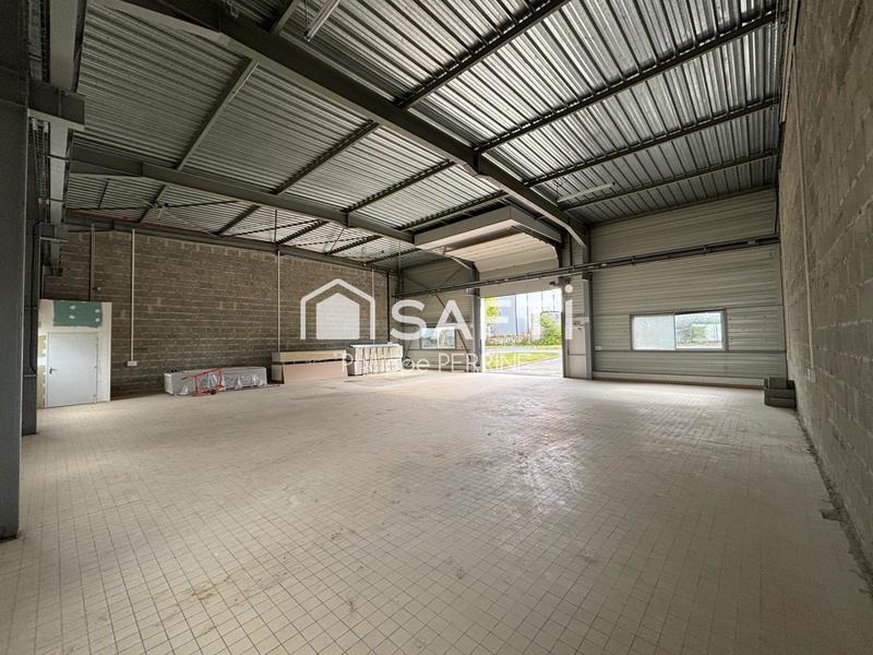 Local commercial - 160 m² - 1 pièce