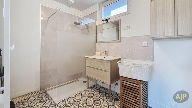 Maison - 64 m² - 3 pièces