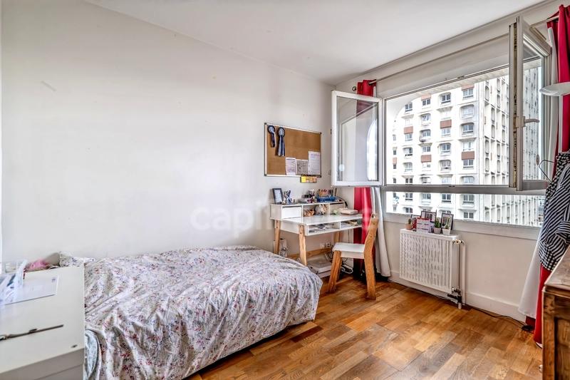 Appartement - 75 m² - 4 pièces