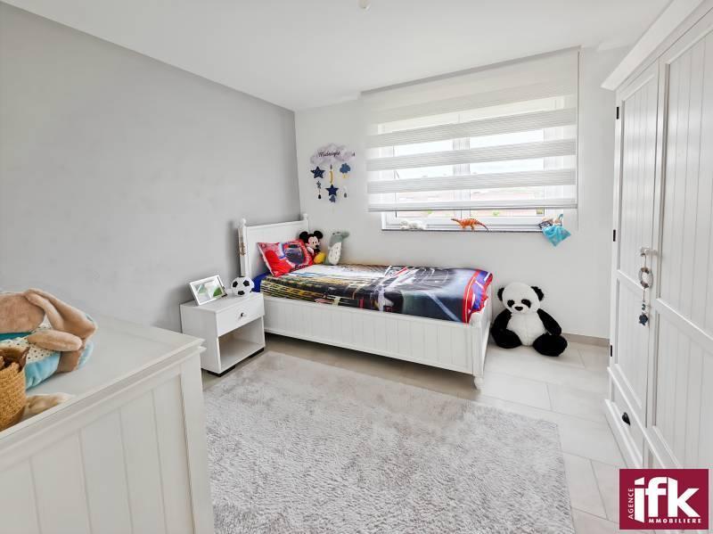 Maison - 165 m² - 6 pièces