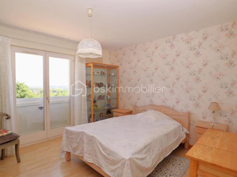 Maison - 163 m² - 5 pièces