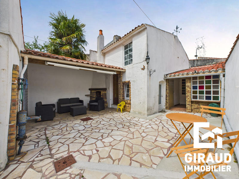 Maison - 131 m² - 7 pièces