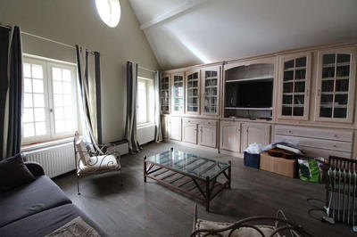 Maison - 280 m² - 11 pièces