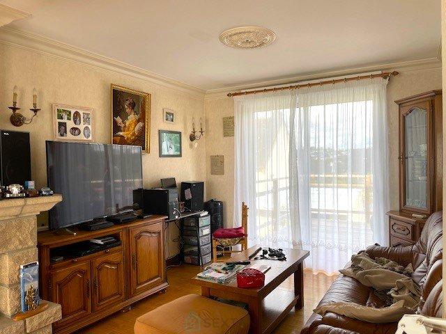 Maison - 141 m² - 7 pièces