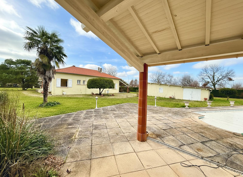 Maison - 185 m² - 7 pièces