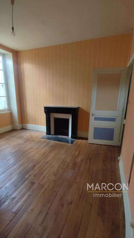 Maison - 207 m² - 9 pièces