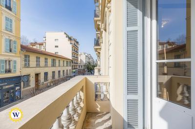 Appartement - 76 m² - 3 pièces