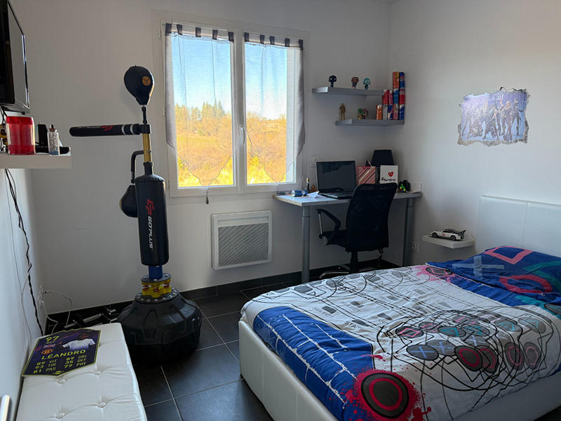 Maison - 92 m² - 5 pièces