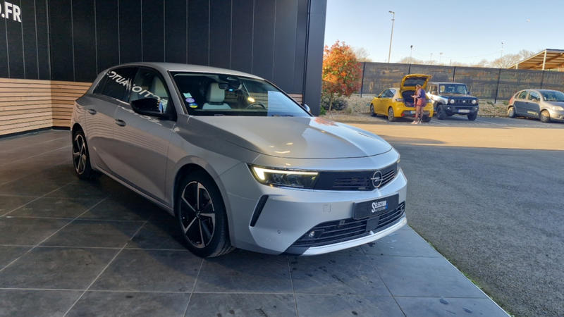 Opel Astra VI Hybrid 180 ch Elegance Business