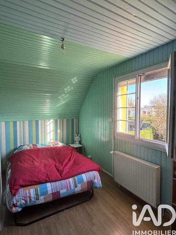 Maison - 90 m² - 5 pièces