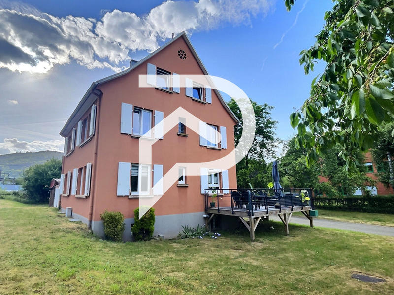 Maison - 174 m² - 8 pièces