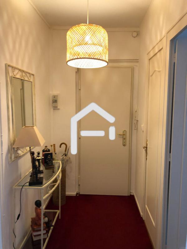 Appartement - 95 m² - 5 pièces