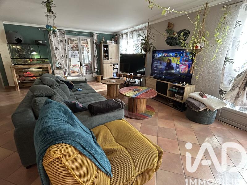 Maison - 275 m² - 7 pièces