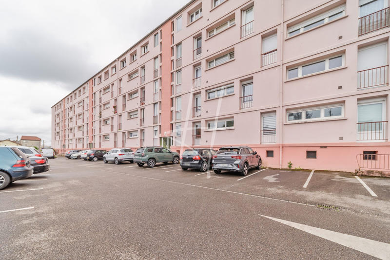 Appartement - 86 m² - 5 pièces