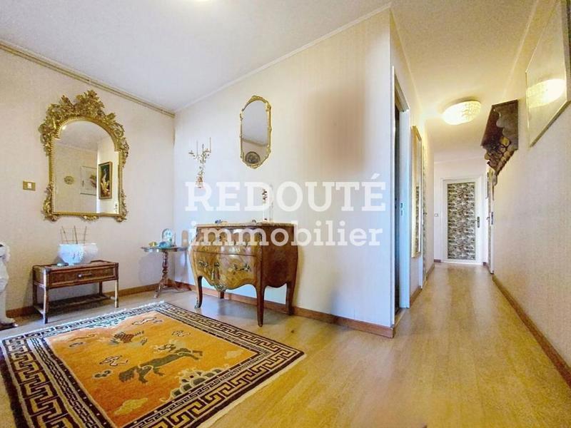 Appartement - 129 m² - 5 pièces