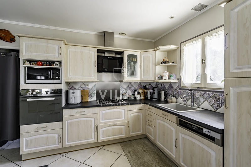 Maison - 130 m² - 6 pièces