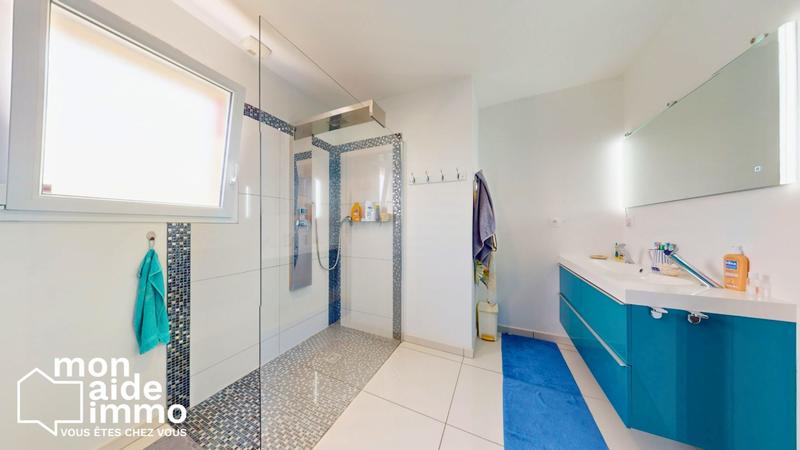 Maison - 101 m² - 4 pièces