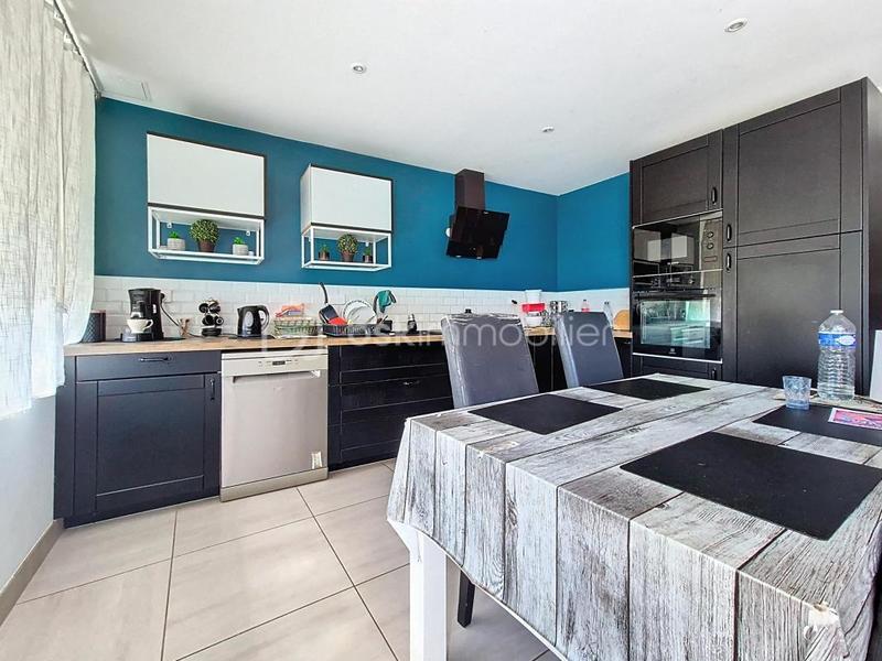 Maison - 157 m² - 7 pièces