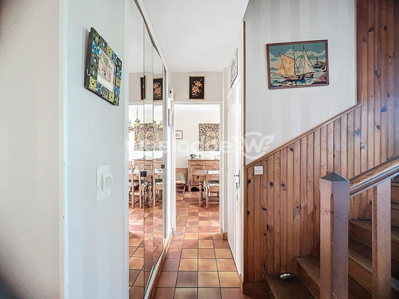 Maison traditionnelle - 118 m² - 7 pièces