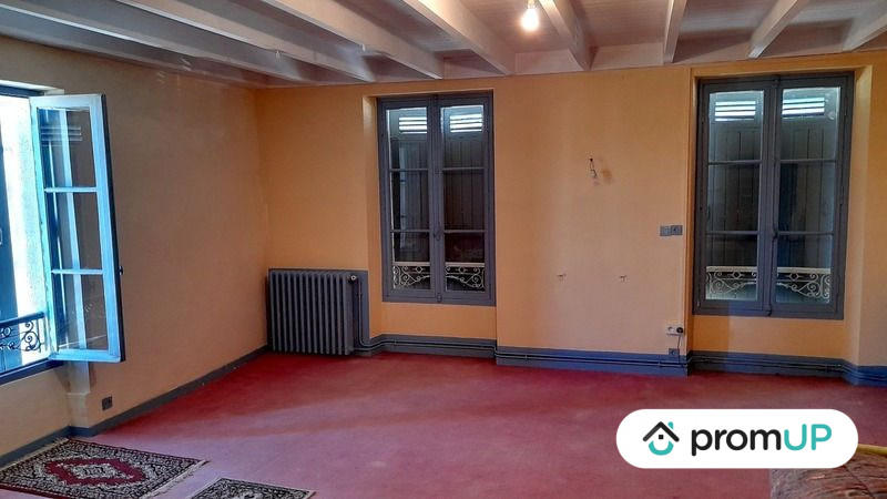 Maison - 320 m² - 10 pièces