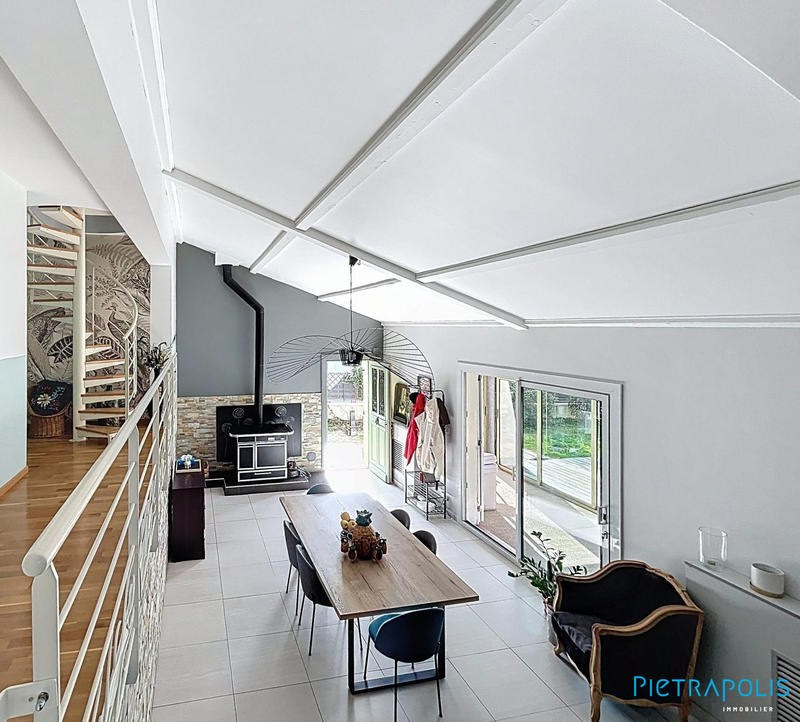 Villa - 183 m² - 5 pièces