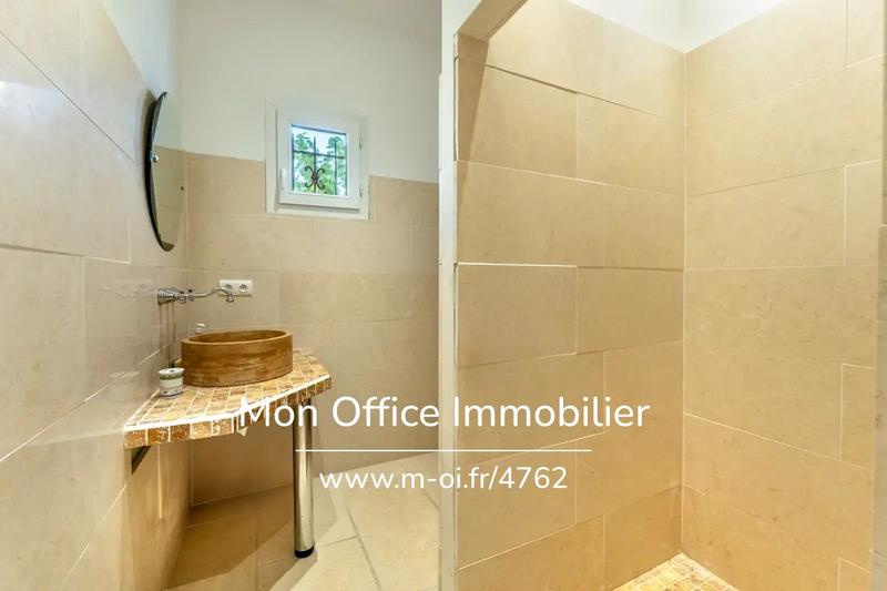 Villa - 200 m² - 7 pièces