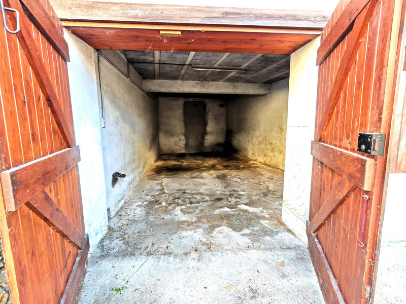 Parking / Garage - 26 m²