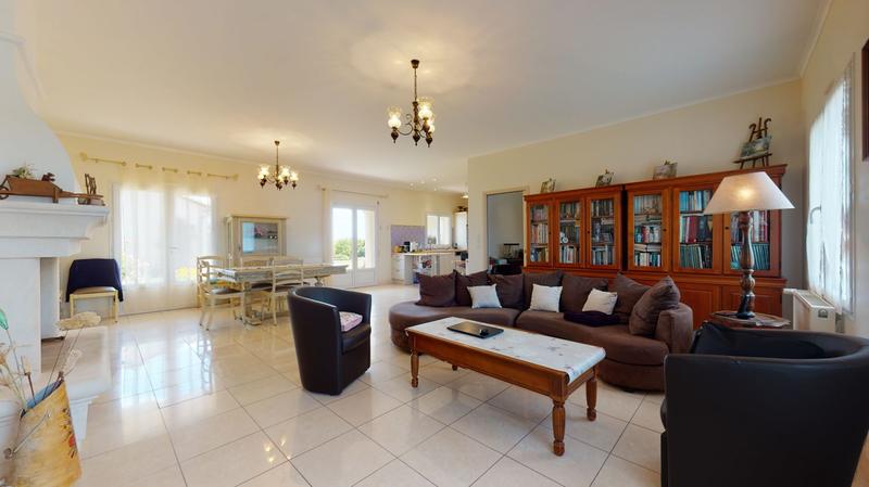 Maison traditionnelle - 160 m² - 5 pièces